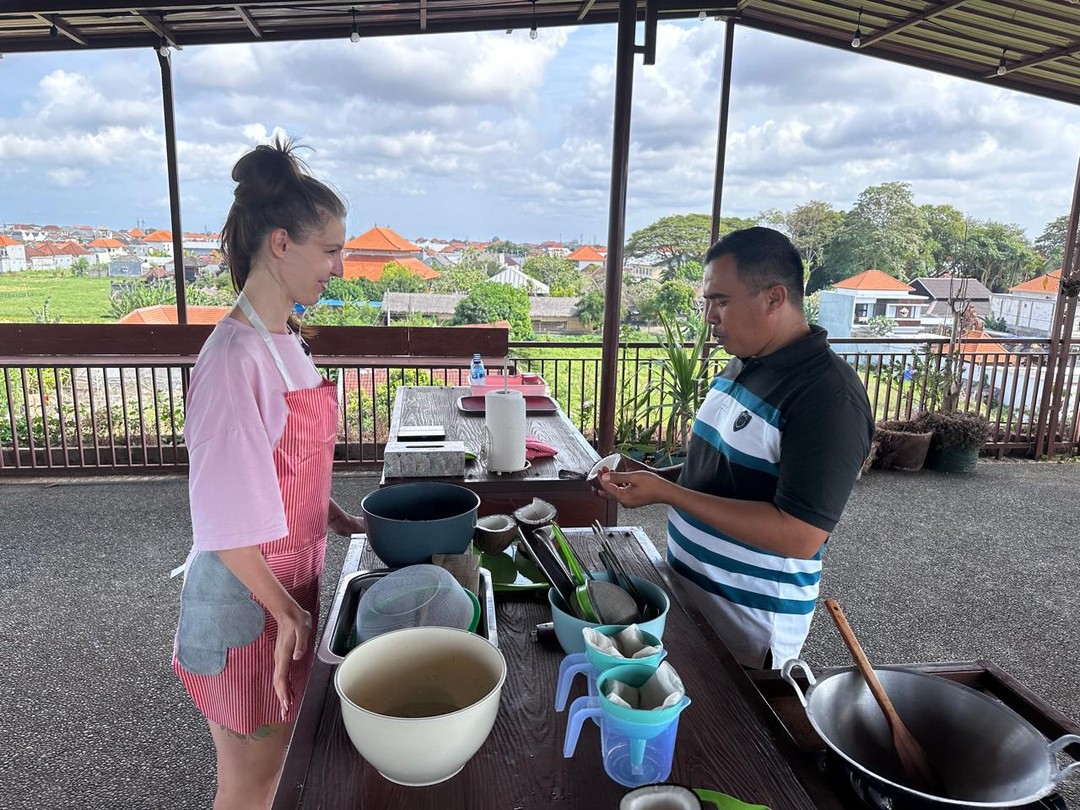 Побывала на мастер классе по приготовлению кокосового масла. Помимо полученного неповторимого опыта по приготовлению масла традиционным