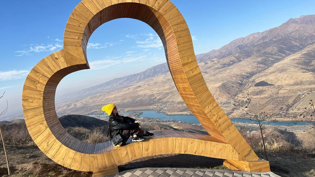 Брали экскурсию 29.11. с мужем в горы на весь день и остались сильно довольны!