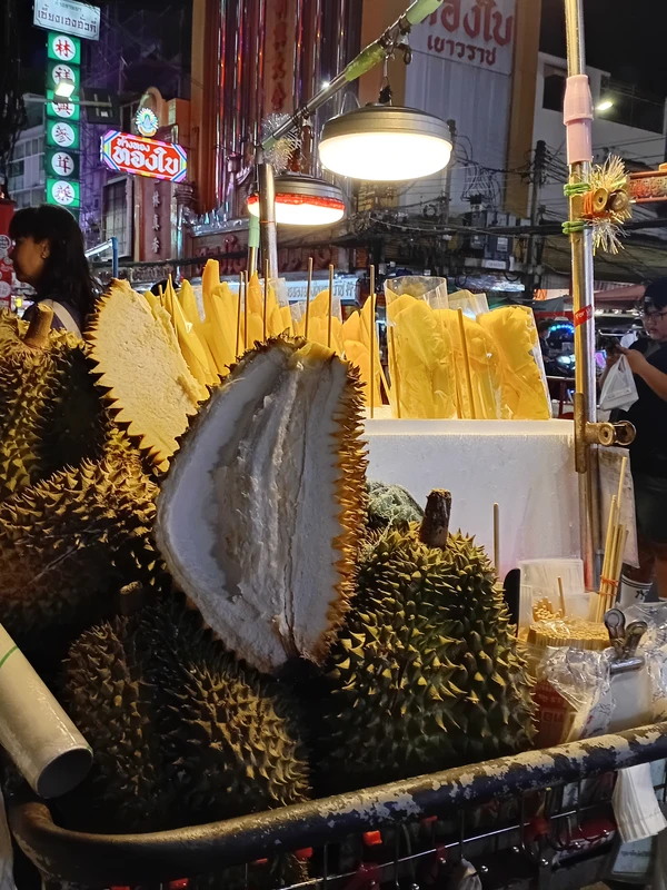 Вечер в Бангкоке: от дзена до стрит-фуда
