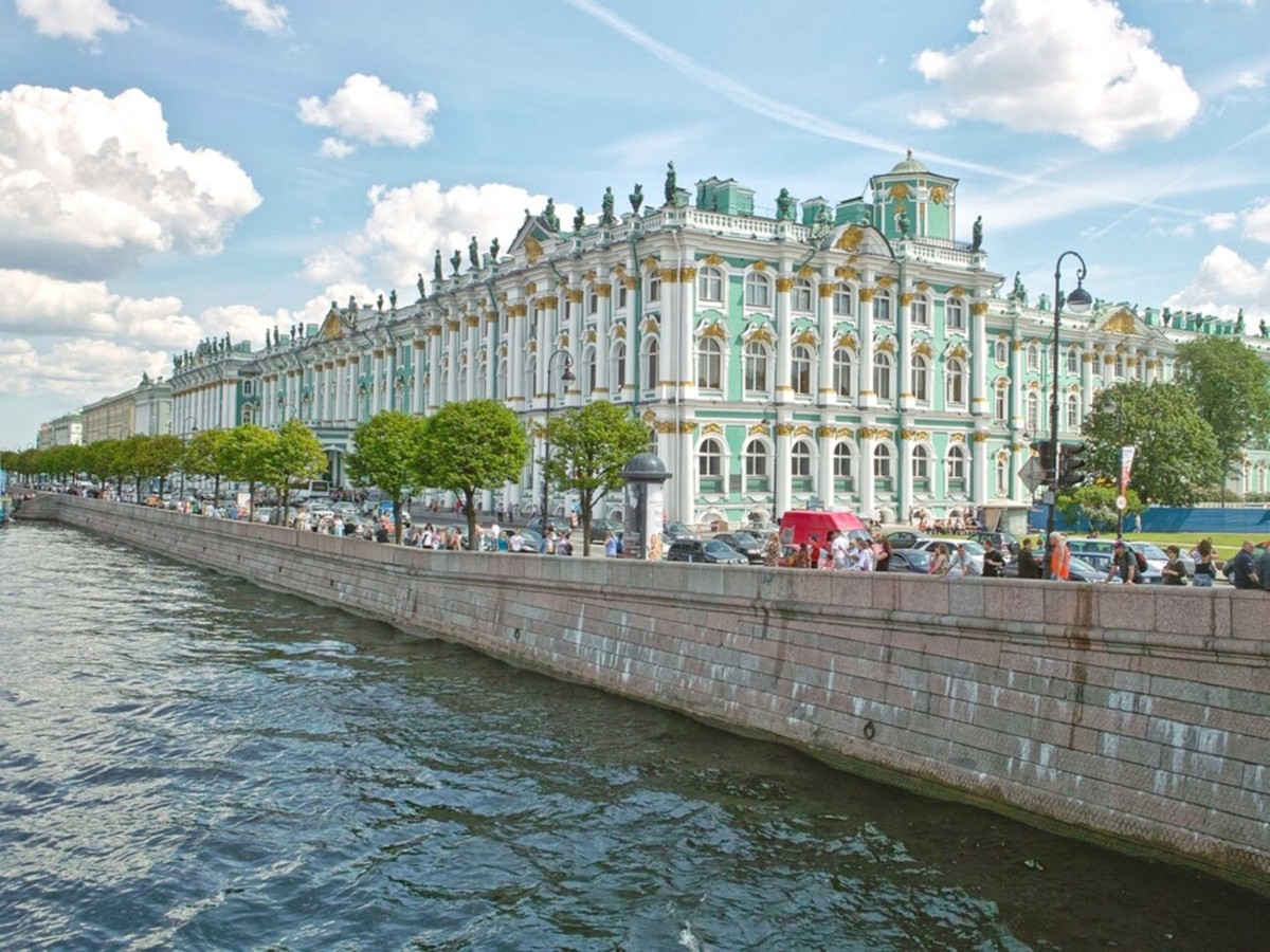 Обзорная экскурсия по Петербургу с посещением крейсера «Аврора» (билеты включены) (2/10)