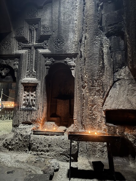 экскурсия прошла отлично не смотря на погоду, организатор оперативно отвечал на вопросы, учёл пожелания по автомобилю-