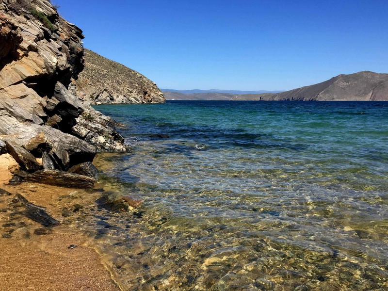 Самое яркое на Байкале: водные прогулки, поездка на поезде и энергия сакральных мест