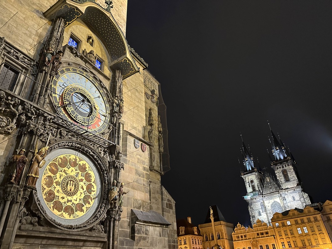 Экскурсию проводил Юрий. Очень понравилось. Прогулка была захватывающей и интересной. После экскурсии были даны рекомендации куда