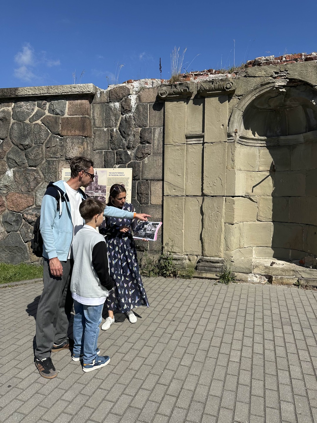 Спасибо большое Тамаре за интересную экскурсию. Материал подобран так, что будет, однозначно, интересен и детям, и родителям. Рекомендуем 100%