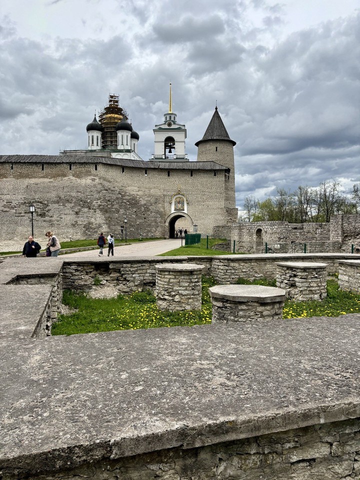 Фото отзыва 9: экскурсия "Обзорная пешеходная экскурсия по Кремлю и центру Пскова"