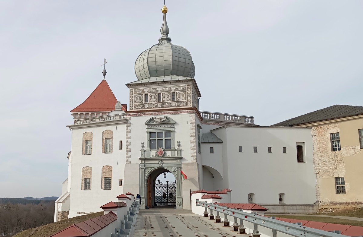 Экскурсия Трансфер из Минска в Гродно и обратно — с заездом в Лидский замок