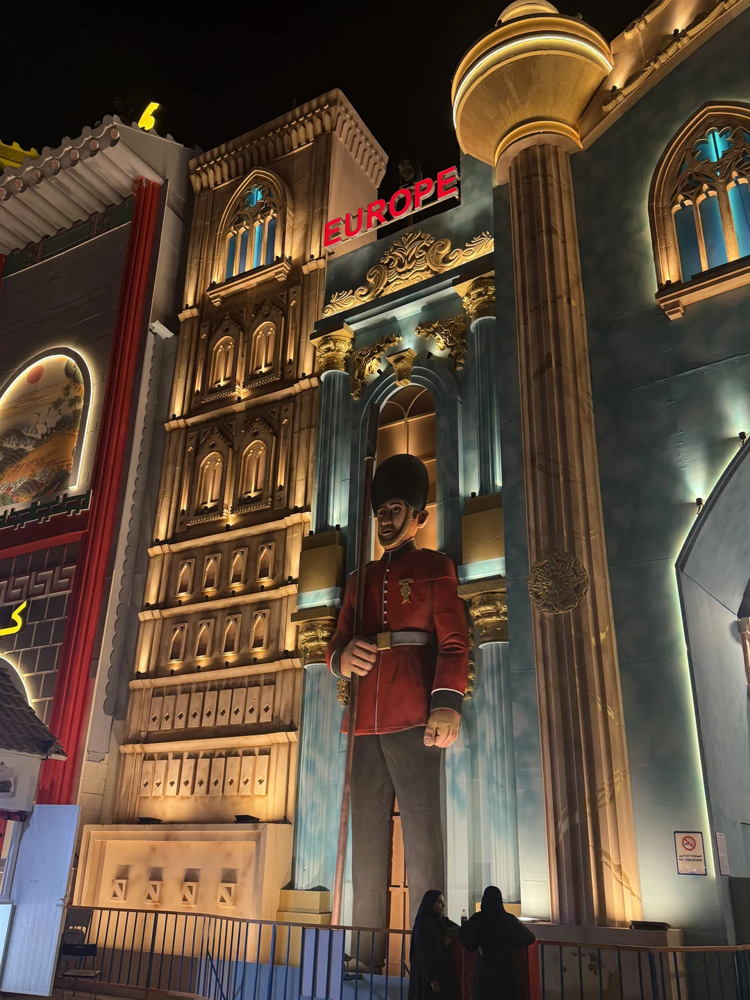 Нам оооочень понравилось! Отличный водитель, машина новая, комфортная! Вай фай в машине есть, ехал спокойно, ребенок