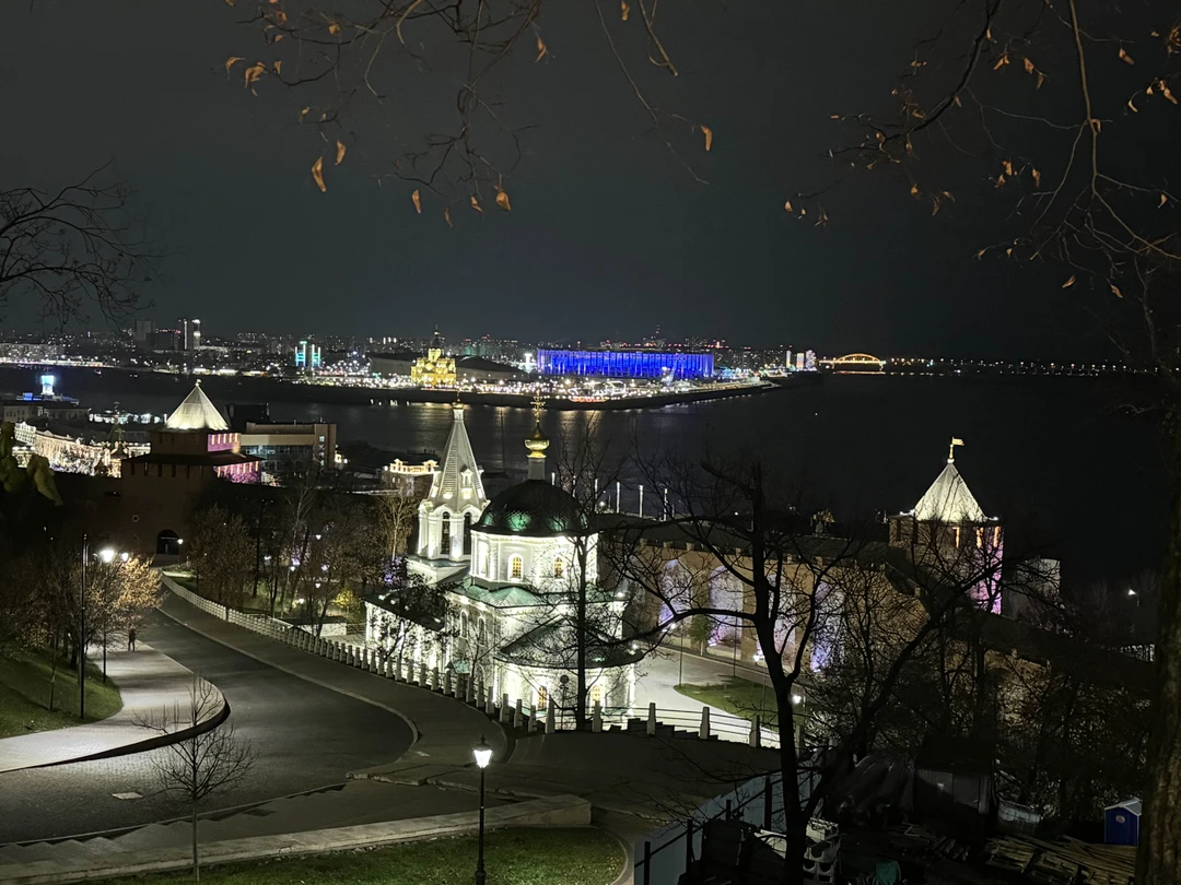 Нам с дочкой очень понравился квест. Очень интересно, познавательно и динамично. Спасибо!