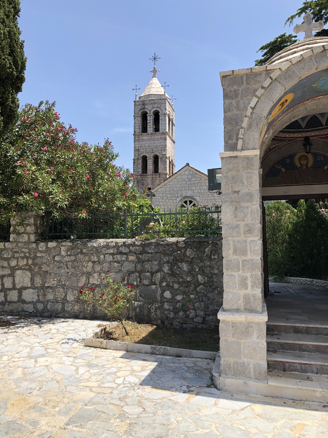 Благодарим Ольгу за атмосферную экскурсию, дружелюбное и внимательное отношение, очень приятное общение! У нас был достаточно