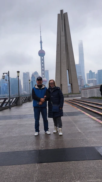 экскурсия и гид Антон нам очень понравились. организовано прекрасно, хорошее авто, грамотный водитель, Антон хорошо говорит