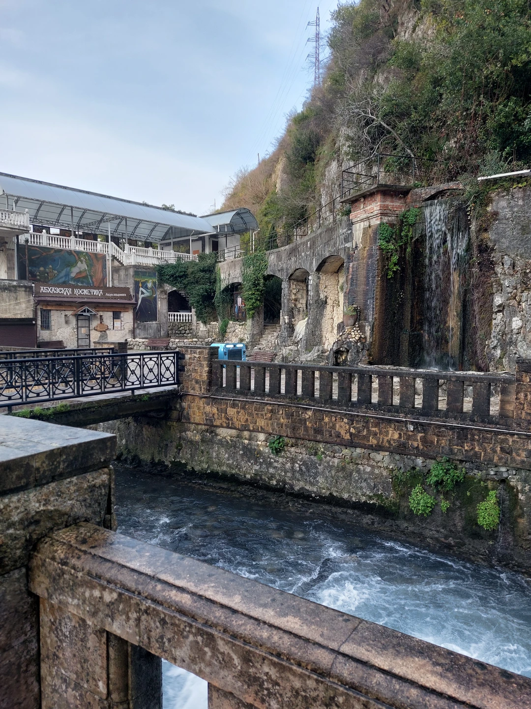 Были на экскурсии 22 января… поездка очень понравилась, поразила особая атмосфера и непредсказуемая энергия каждого места.