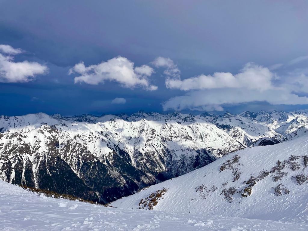 Замечательная экскурсия с Александром на Домбай, мы довольны абсолютно всем!
