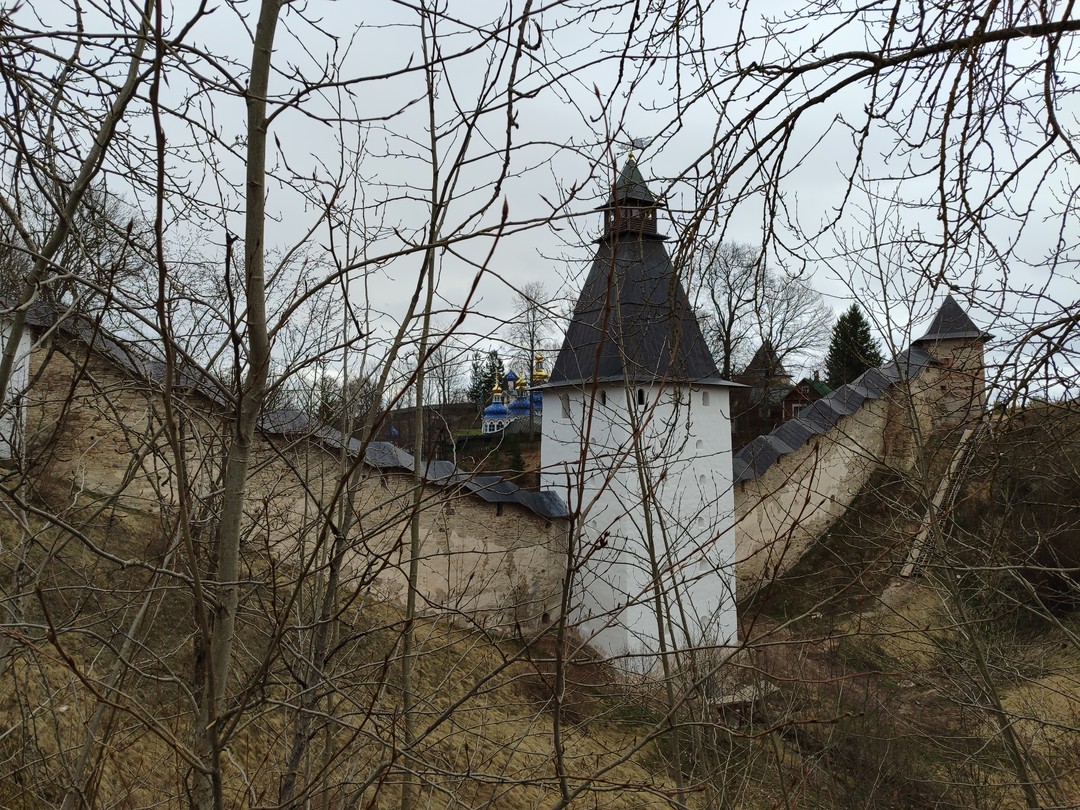 Никита, спасибо вам большое за проведенную экскурсию! Интересно слушать, почерпнули новые факты из истории, рассказ был