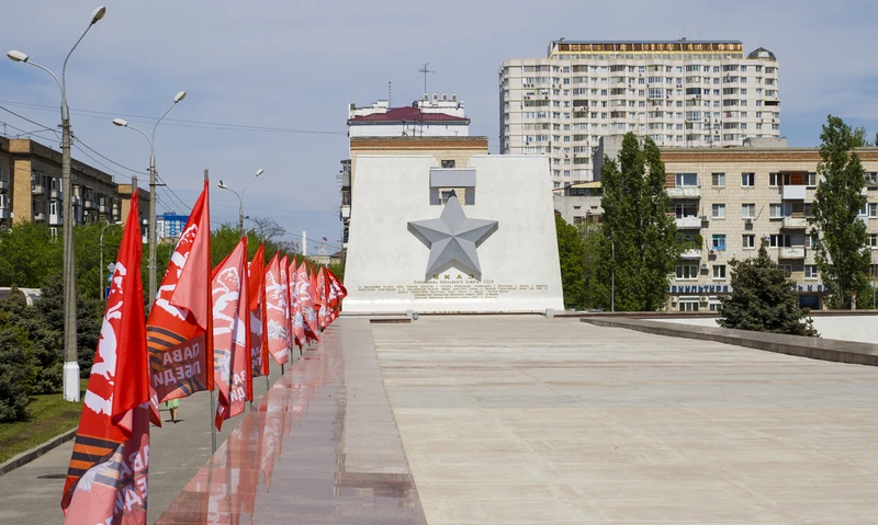 В город-герой Волгоград на День Победы: путешествие на поезде из Москвы