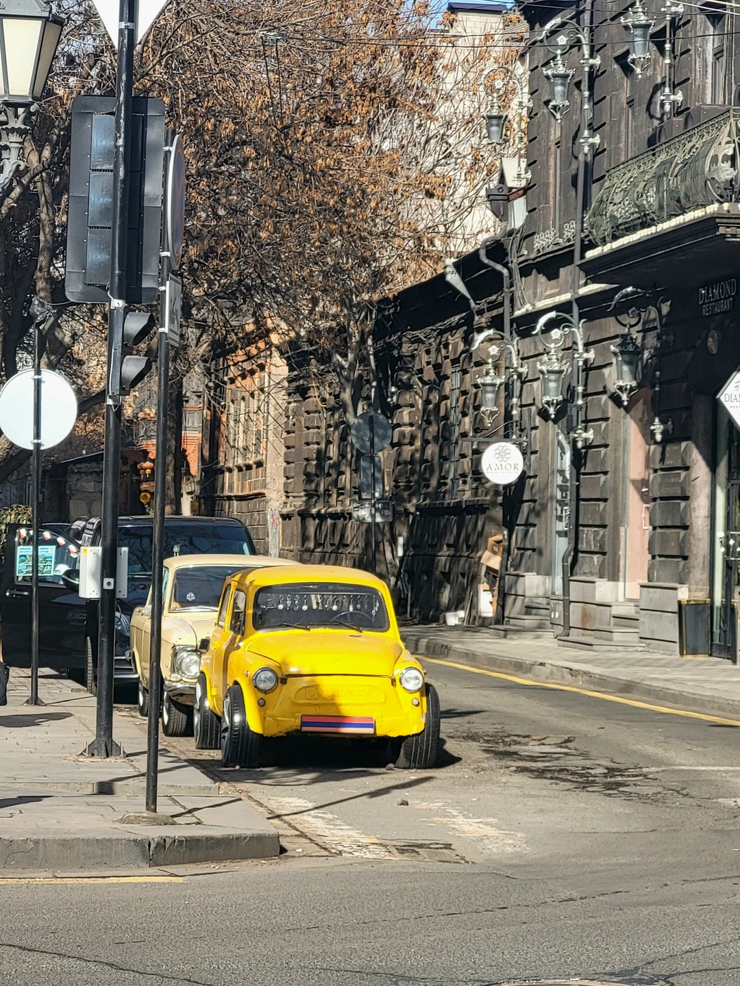 Гид Сюзанна, приятная, интеллигентная девушка. Красивая, литературная речь, очень приятно слушать и легко воспринимается информация. Гастрономический