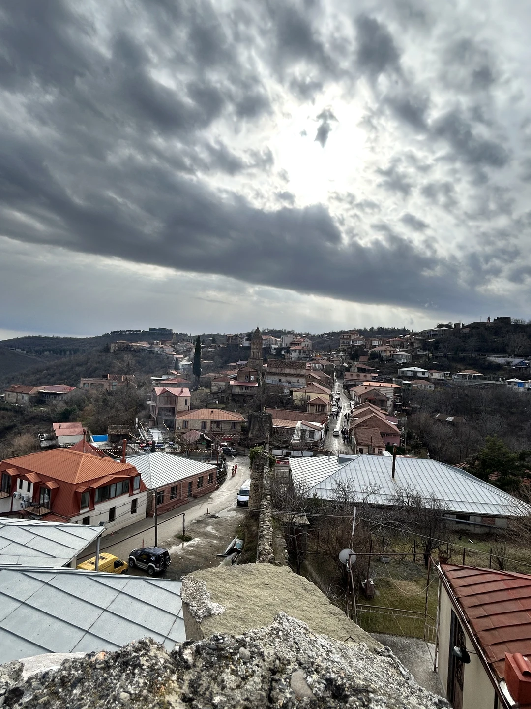 Очень приятная экскурсия. Владимир замечательный рассказчик, с прекрасным чувством юмора, со знанием истории и своего дела