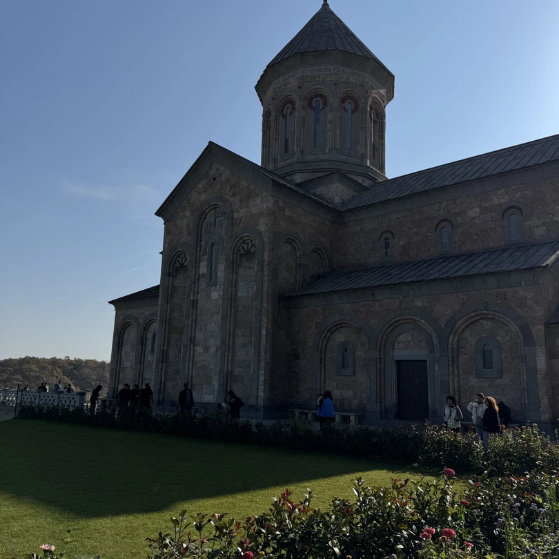 Экскурсия понравилась! Очень рекомендую! Информативно, интересно, продуктивно! Мы ездили с 3х месячным малышом; Маршрут удобный, ненапряжный