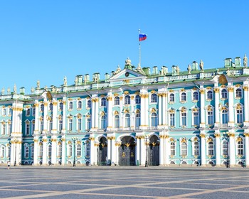 Обзорная экскурсия: Петропавловская крепость, Дворцовая площадь, Невский проспект, Исаакиевский собор и храм Спаса на Крови