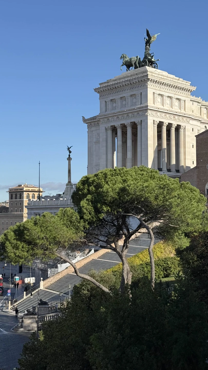 Спасибо Маргарите за экскурсию, нам все очень понравилось: и рассказ был интересный и мы увидели Рим