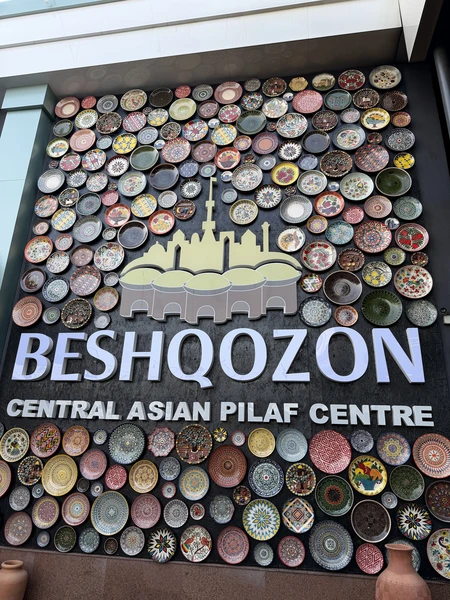 Нам очень понравилась экскурсия, которую провел для нас гид Аббос! учел все наши предпочтения, дал ценные