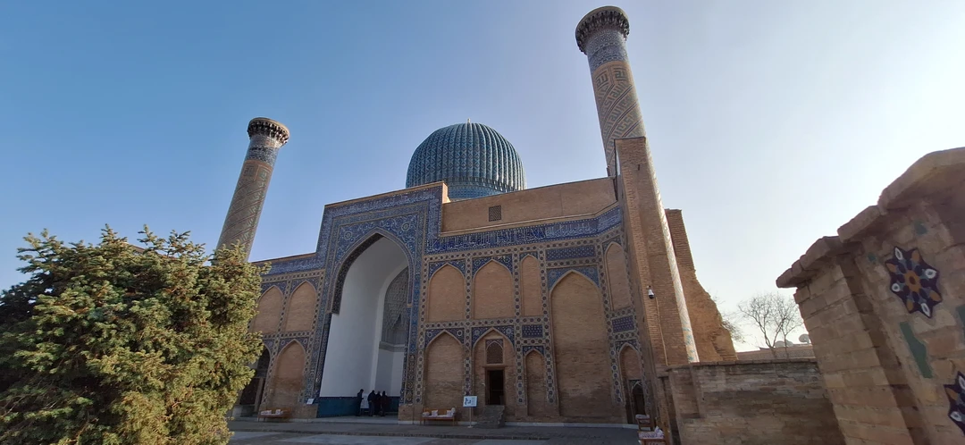 Прекрасная экскурсия и просто отличный гид! Браво, Мустафо! Вам удалось нас заинтересовать, увлечь и погрузить в историю Самарканда