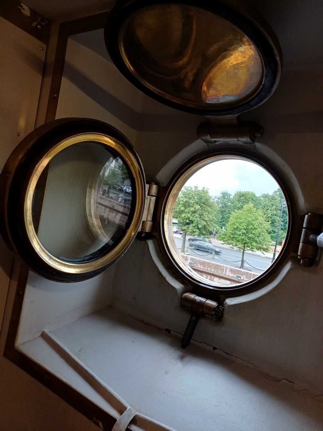 Спасибо большое за отличную экскурсию. Конечно погода немного внесла свои коррективы,но от этого впечатления от первого