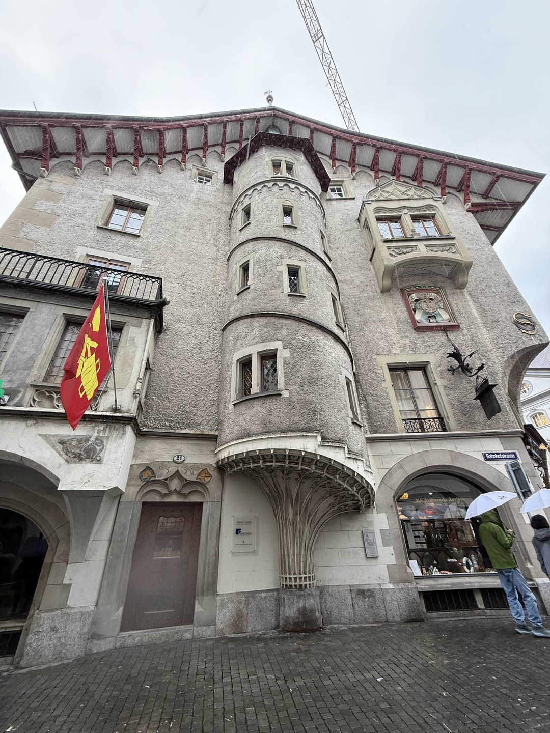 Очень понравилась экскурсия по Люцерну с Натальей! Отличное знание истории города! Даже сильнейший дождь не помешал