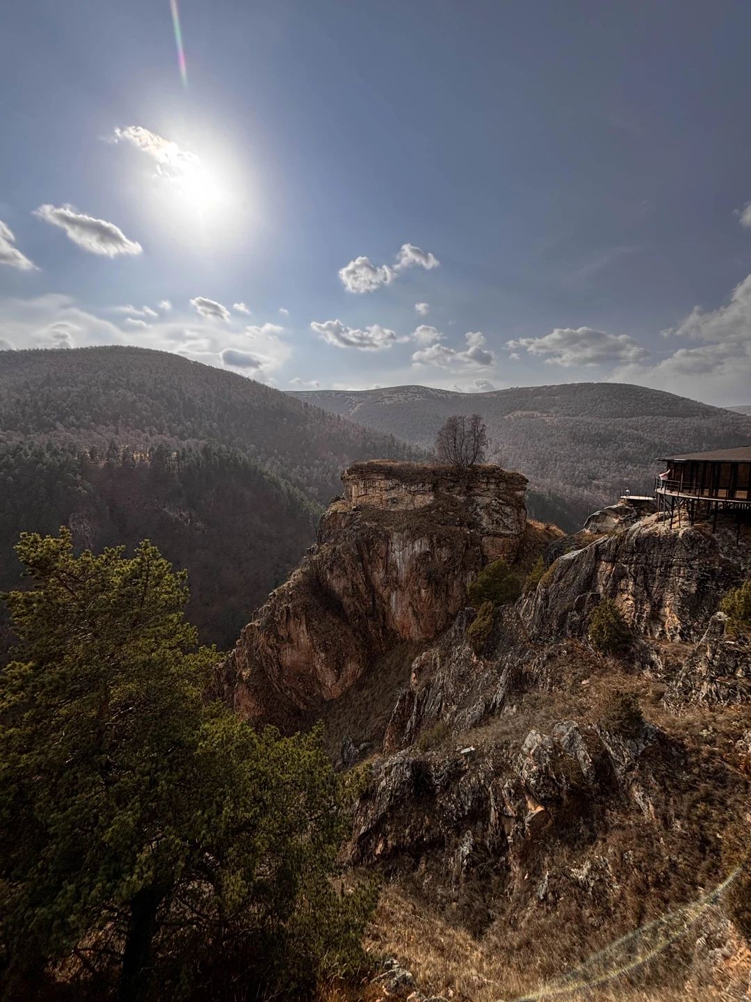 Немного с облачностью не повезло, Эльбрус до конца так и не открылся) А поездка получилась интересная