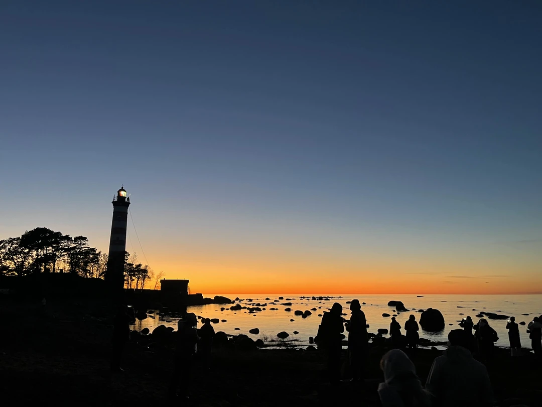 Экскурсия очень понравилась! Почерпнули много интересной,новой информации! Гид Елена- прекрасный экскурсовод,внимательна к историческим мелочам! Вся экскурсия