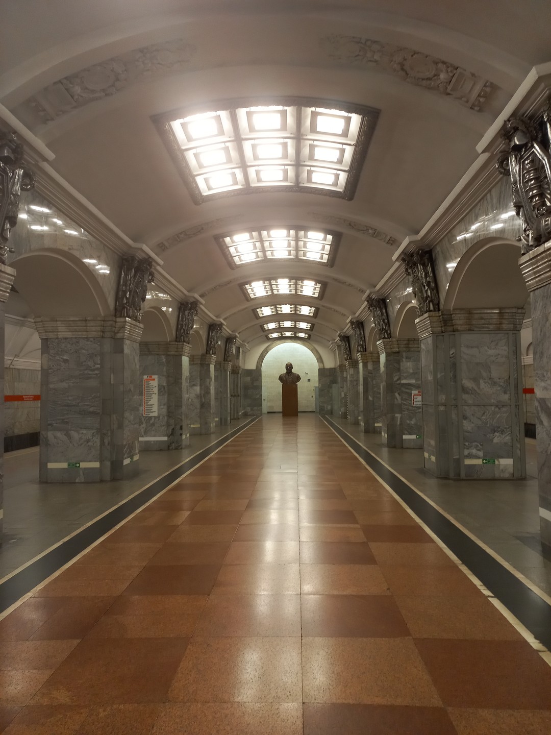 Легенды ленинградского метрополитена (NINA)