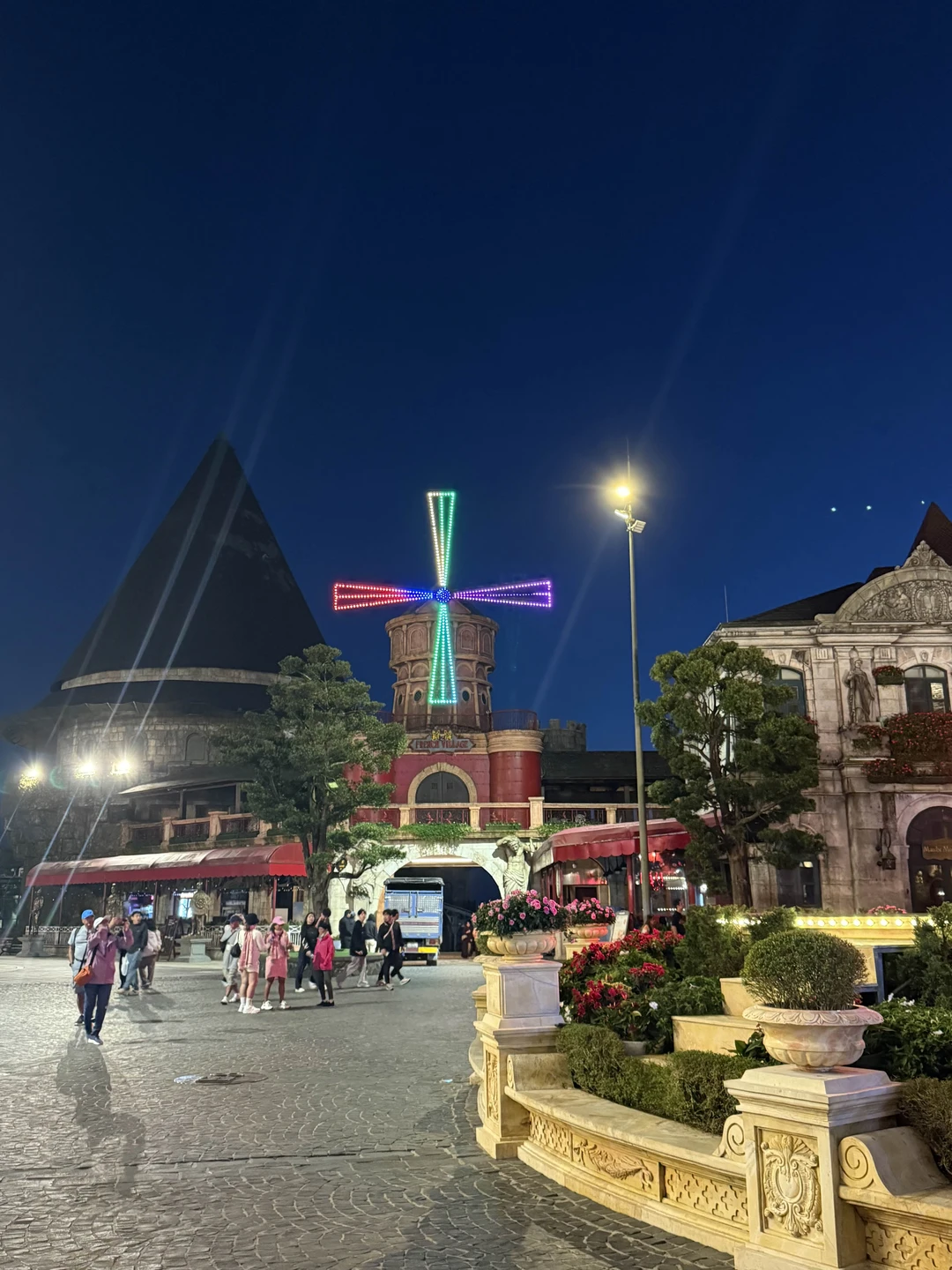 Провели прекрасный и интересный день. Гид Ильяс отлично владеет информацией и знает точки с красивыми видами