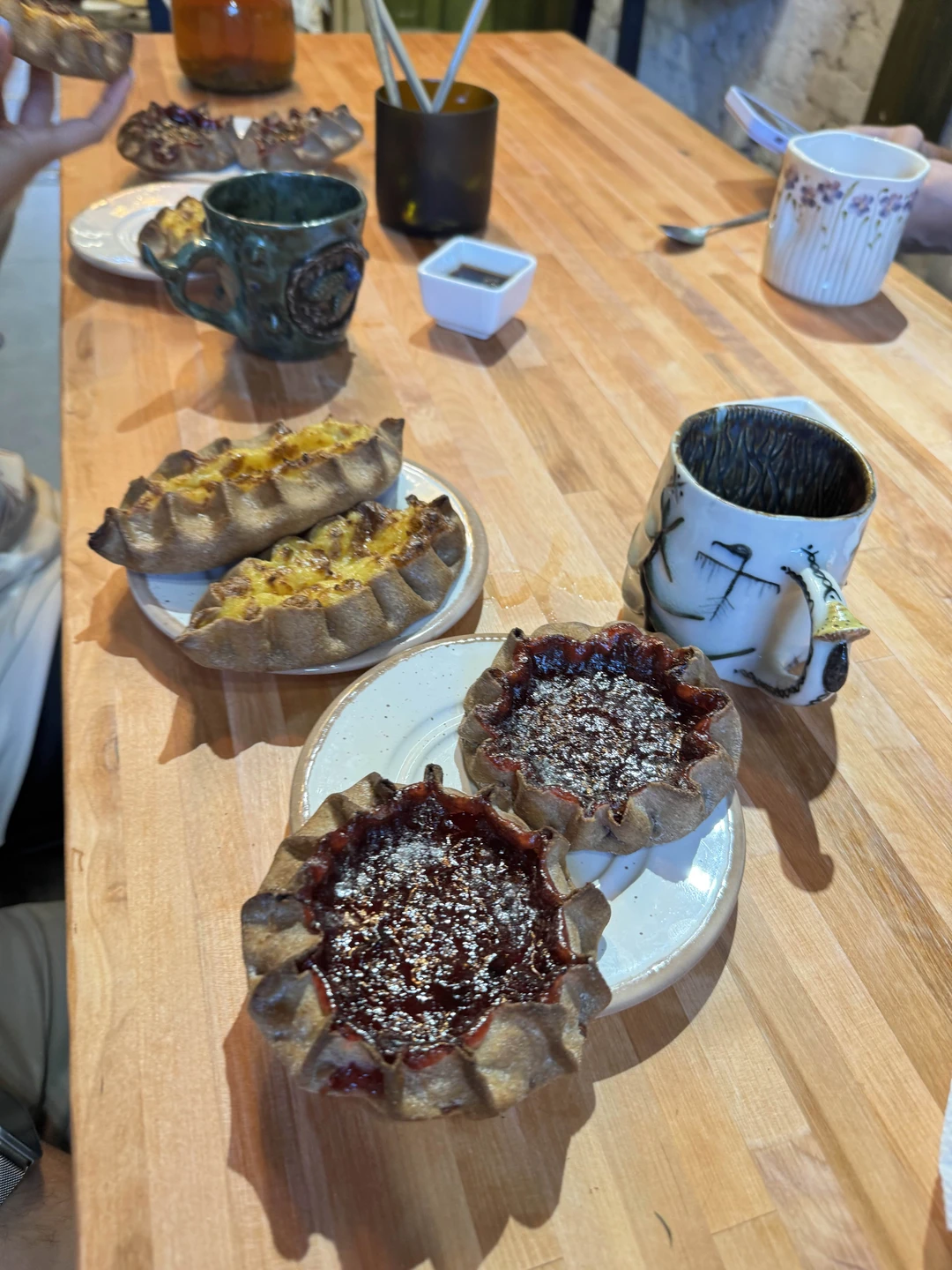 Заходили на мастер класс - остались только положительные впечатления. Отдельный огромный лайк Ангелине, которая его проводила