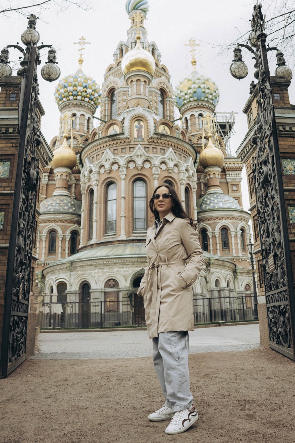 Марина просто потрясающая девушка, за час сделала много интересных фото, на следующей день прислала более 100 фото в красивой обработке!