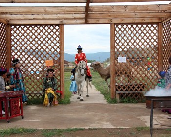 Иволгинский дацан, этнокомплекс «Степной кочевник», мастер-класс, бурятская кухня и экскурсия по Улан-Удэ