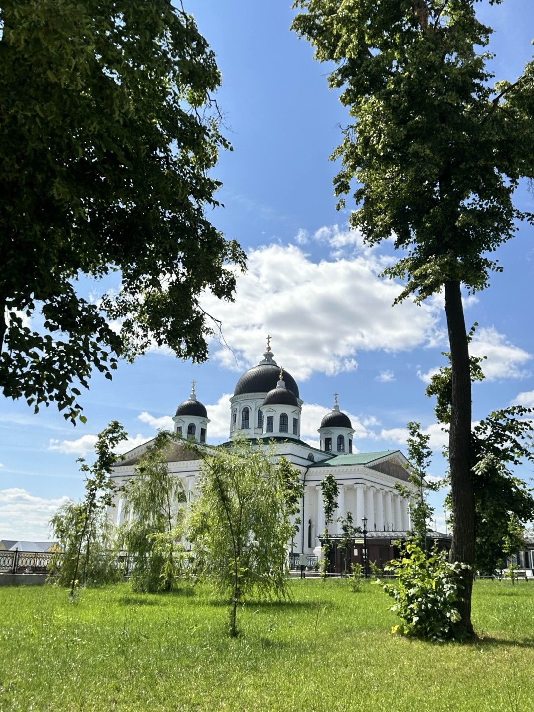 Наш гид Юлия замечательно провела экскурсию и познакомила нас с Арзамасом. Мы узнали не только много