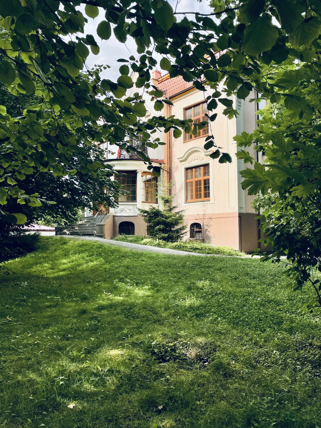 Авторская экскурсия по Амалиенау с его жителем (Юлия)