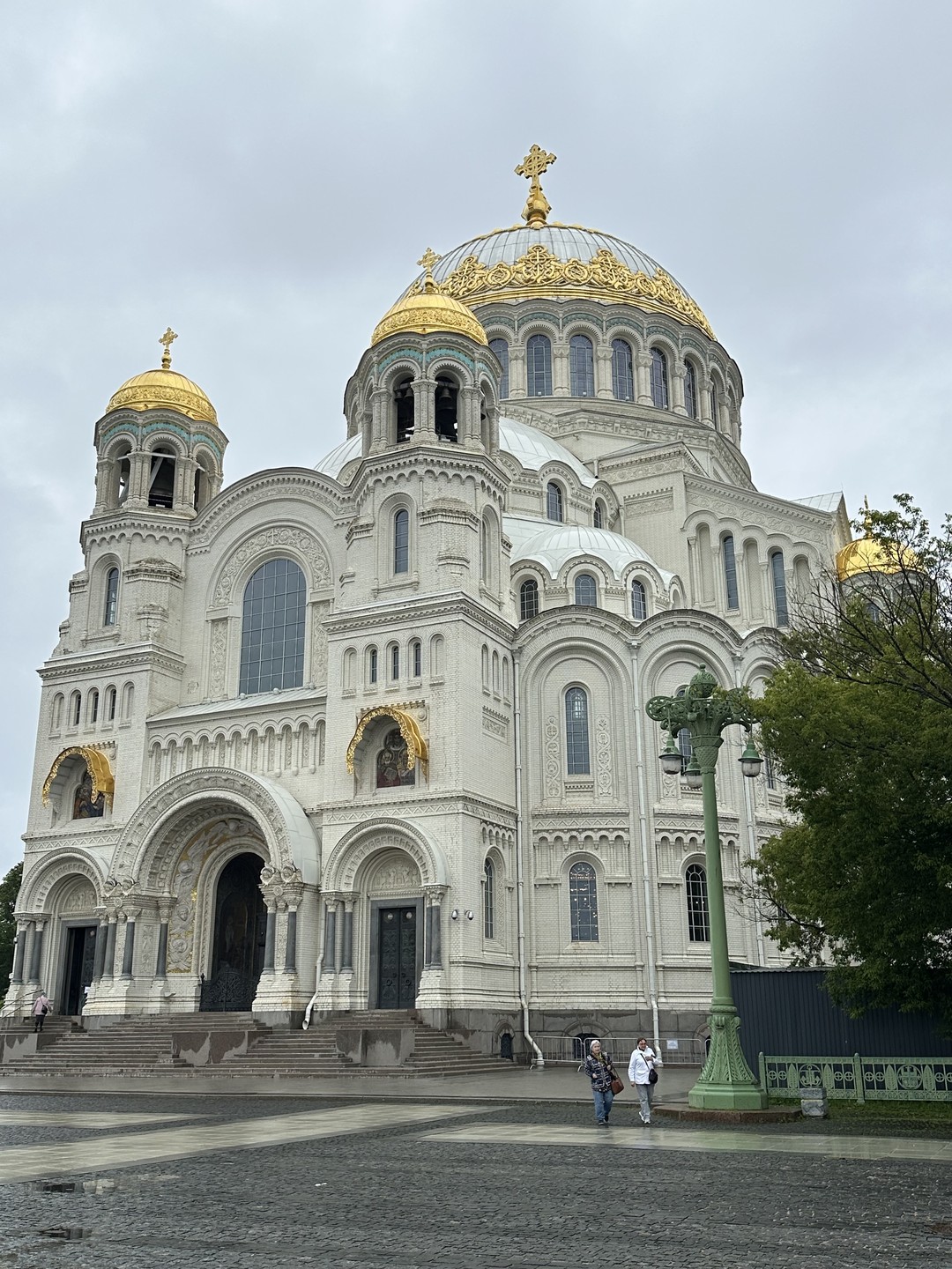 Из Санкт-Петербурга в Петергоф и Кронштадт: 2 города за 1 день (Слепец)