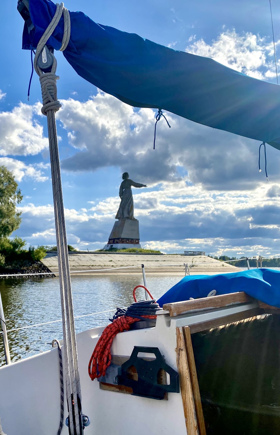 На яхте по Рыбинскому водохранилищу (Анна)