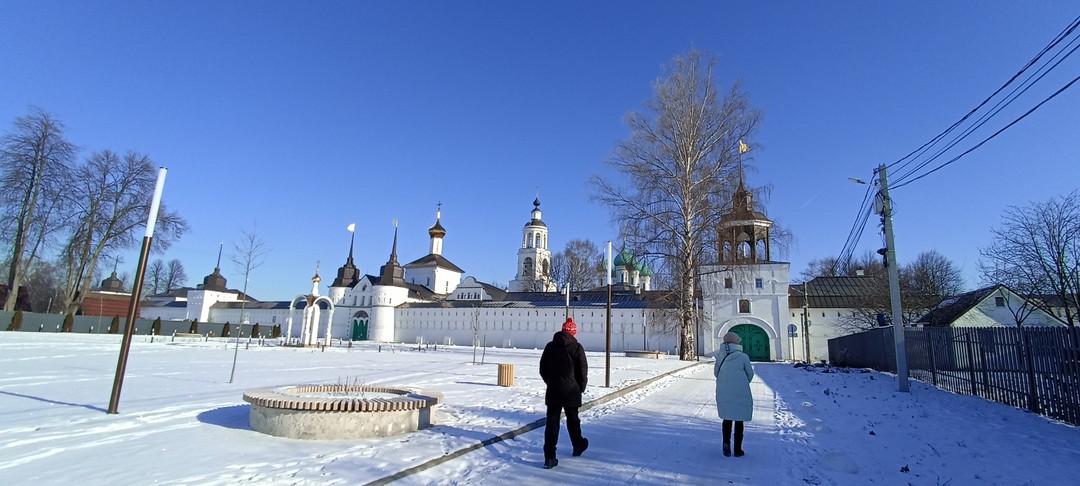 Экскурсия прошла очень интересно,содержательно, время пролетело незаметно. обязательно ещё приеду летом на эту экскурсию! Посмотреть на