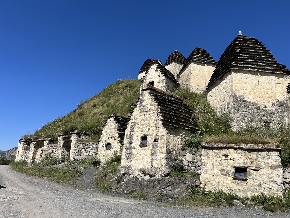 Вся Осетия за один день: поездка на комфортабельном внедорожнике (14/18)