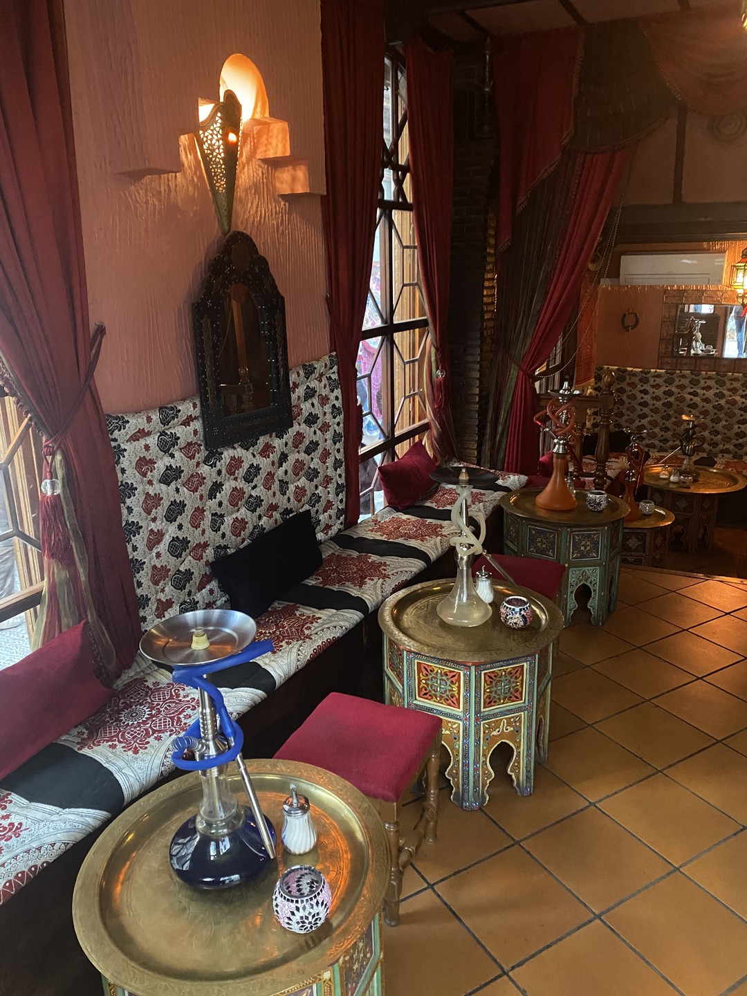 Анастасия отличный рассказчик. Много увлекательных историй. Узнали много о Гренаде в целом и об Альбайсине в частности