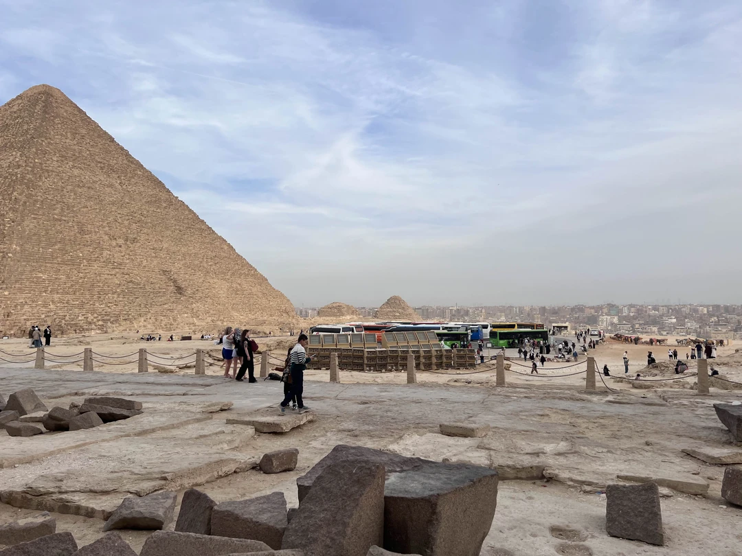 Посетили Каир на январских каникулах и остались очень довольны экскурсией! Заранее обговорили с Махмудом основные локации