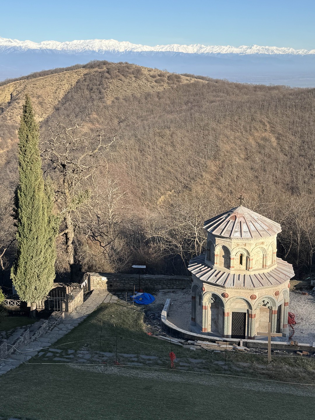Экскурсия проведена для семьи. Замечательный маршрут. Посетили женский монастырь, посетили семью с вкуснейшей дегустацией грузинского домашнего