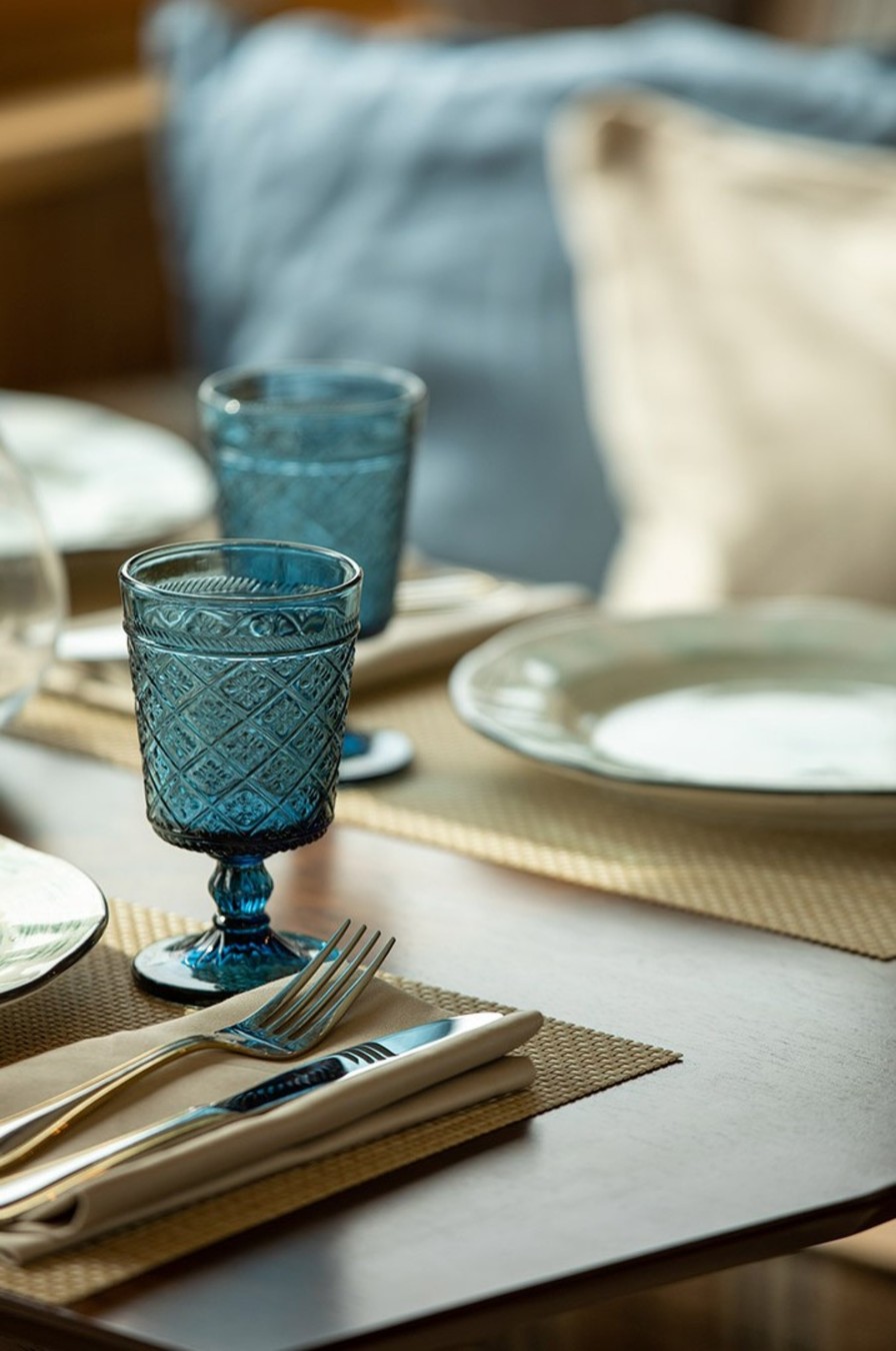 По Москве-реке — на теплоходе-ресторане (9/14)