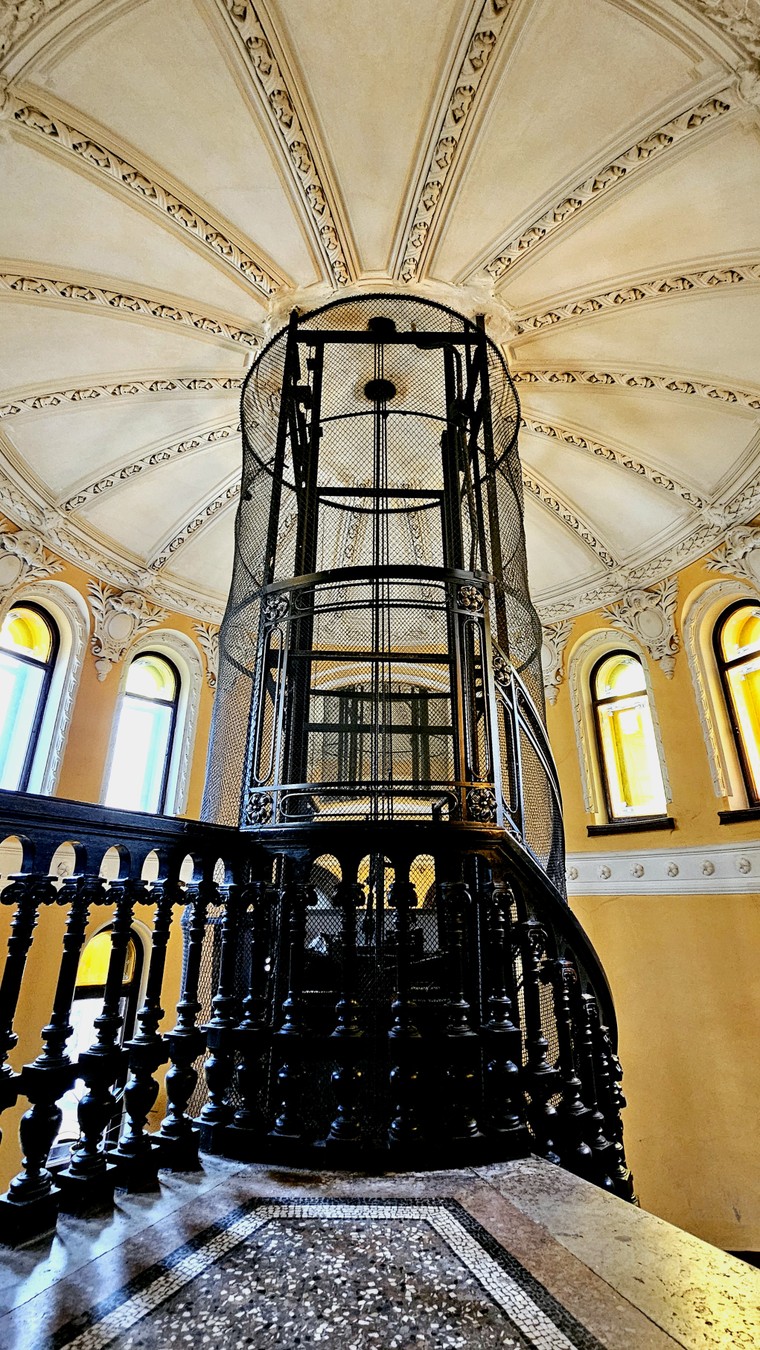 Увидеть не-Невский (8/18)