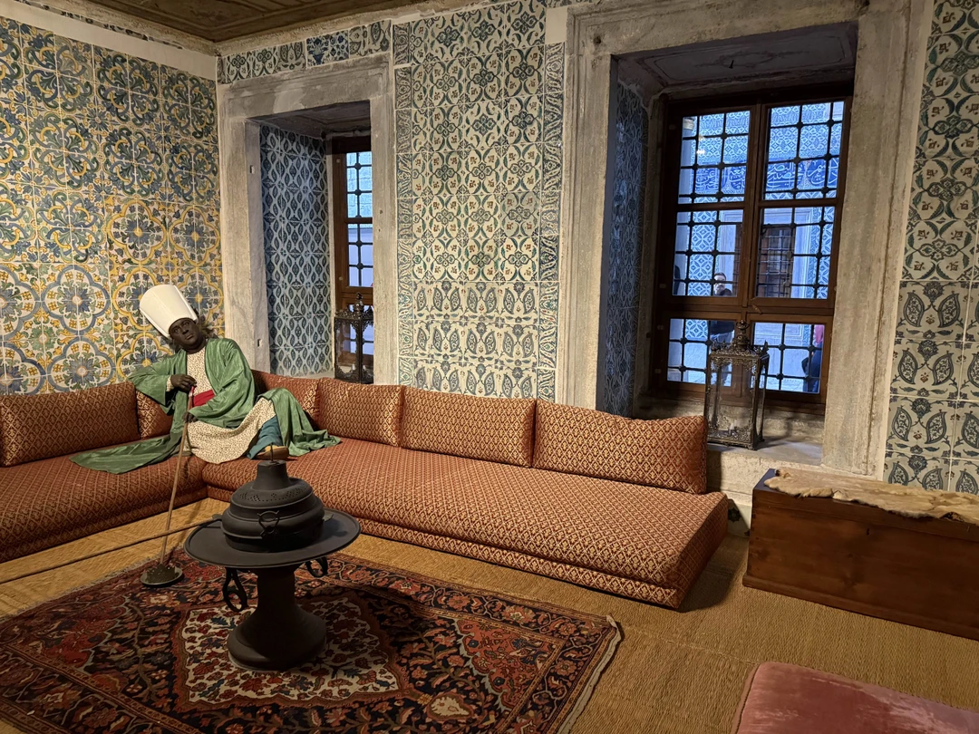 Если хотите за три часа погрузиться в историю Османской империи, понять, как устроено было государство, какие