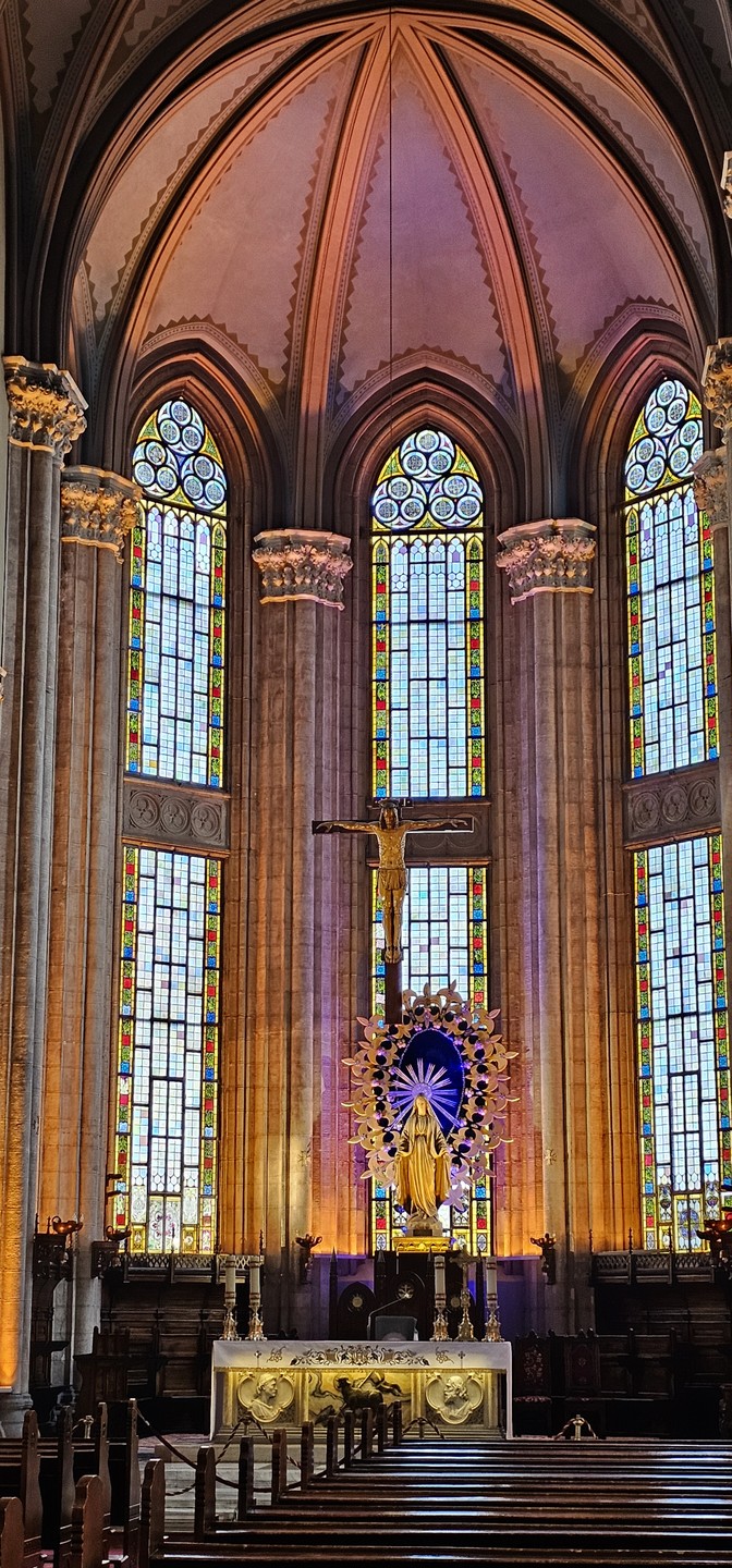 Друзья, сегодня с семьёй побывали в сказочном Стамбуле, который показал нам Кемаль. Получили незабываемые впечатления от