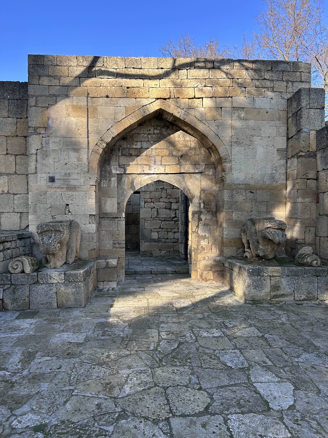 Дербент и экраноплан «Лунь»: путешествие из Махачкалы (Елизавета)