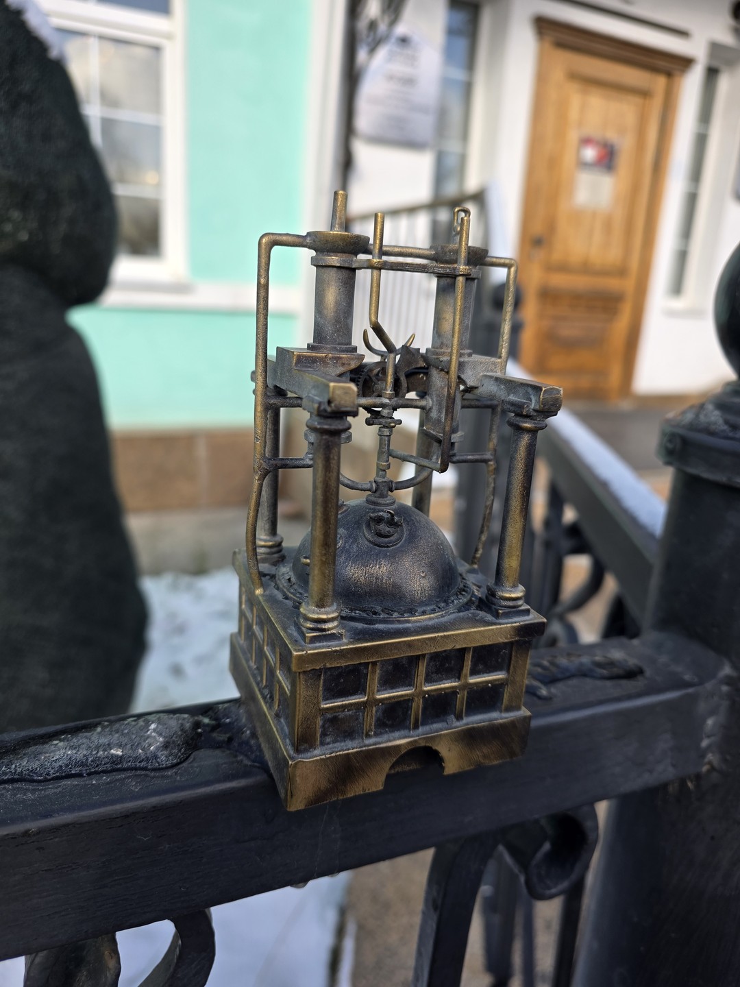 Отличная экскурсия. Юлия очень интересно рассказывает про город, причем это делает интерактивно, вовлекая участников, отвечает на