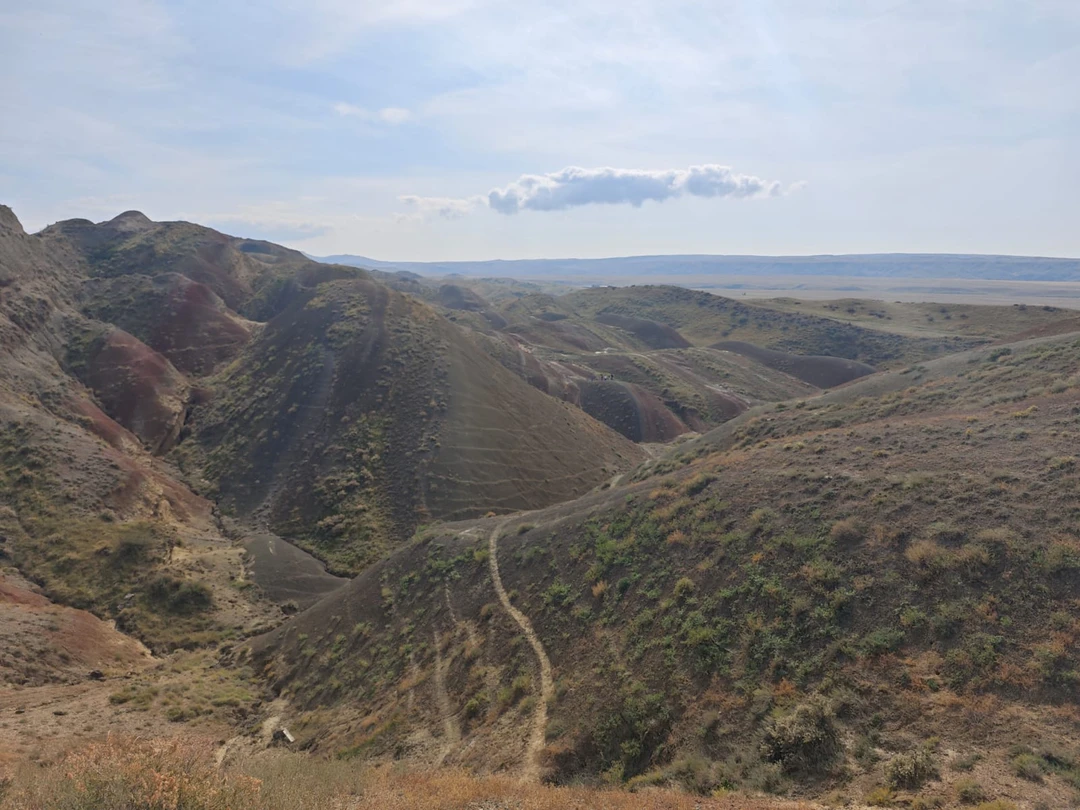 По пустыне Удабно - к Радужным горам и комплексу Давид-Гареджи (Olga)